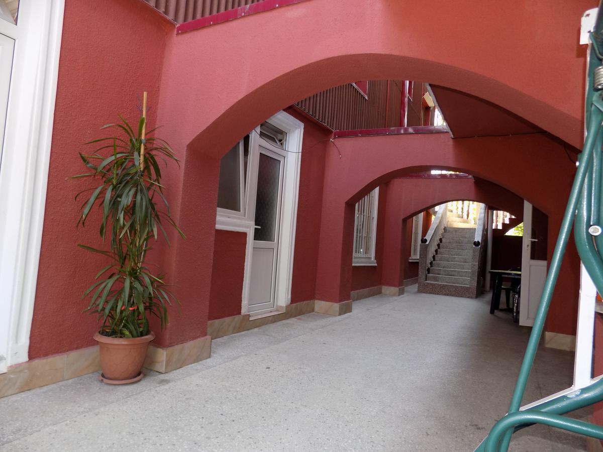 Hotel Amirani Kobuleti Bagian luar foto